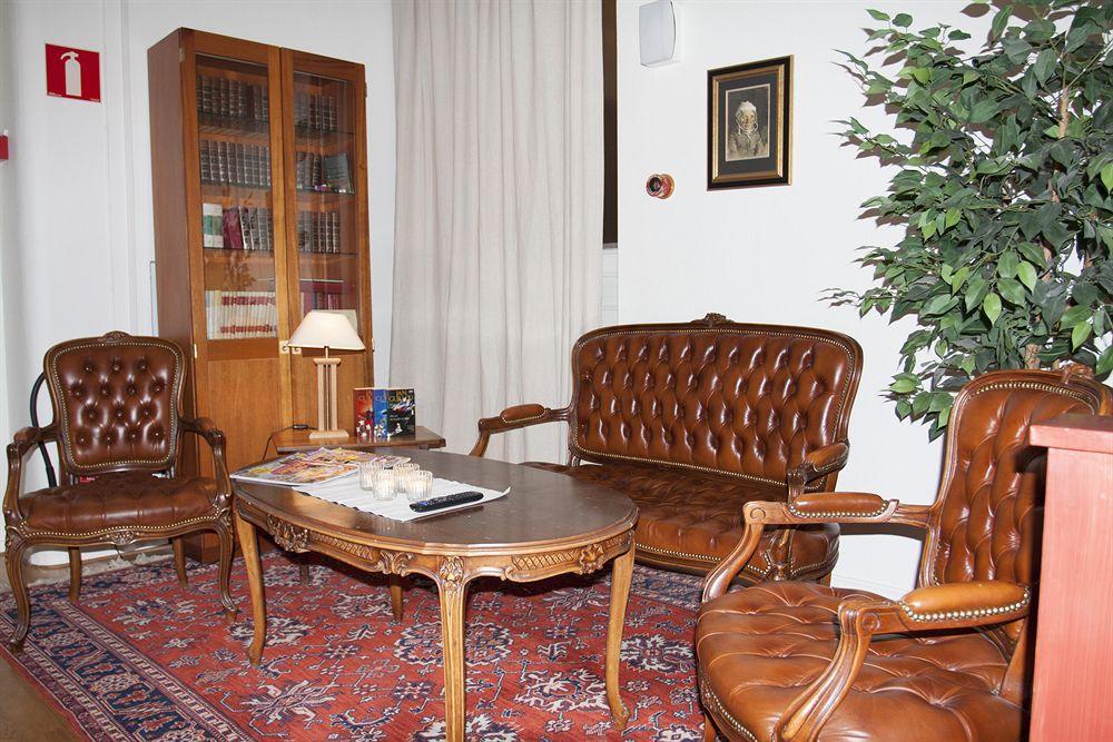 Hotell Goeta Еребру Екстер'єр фото