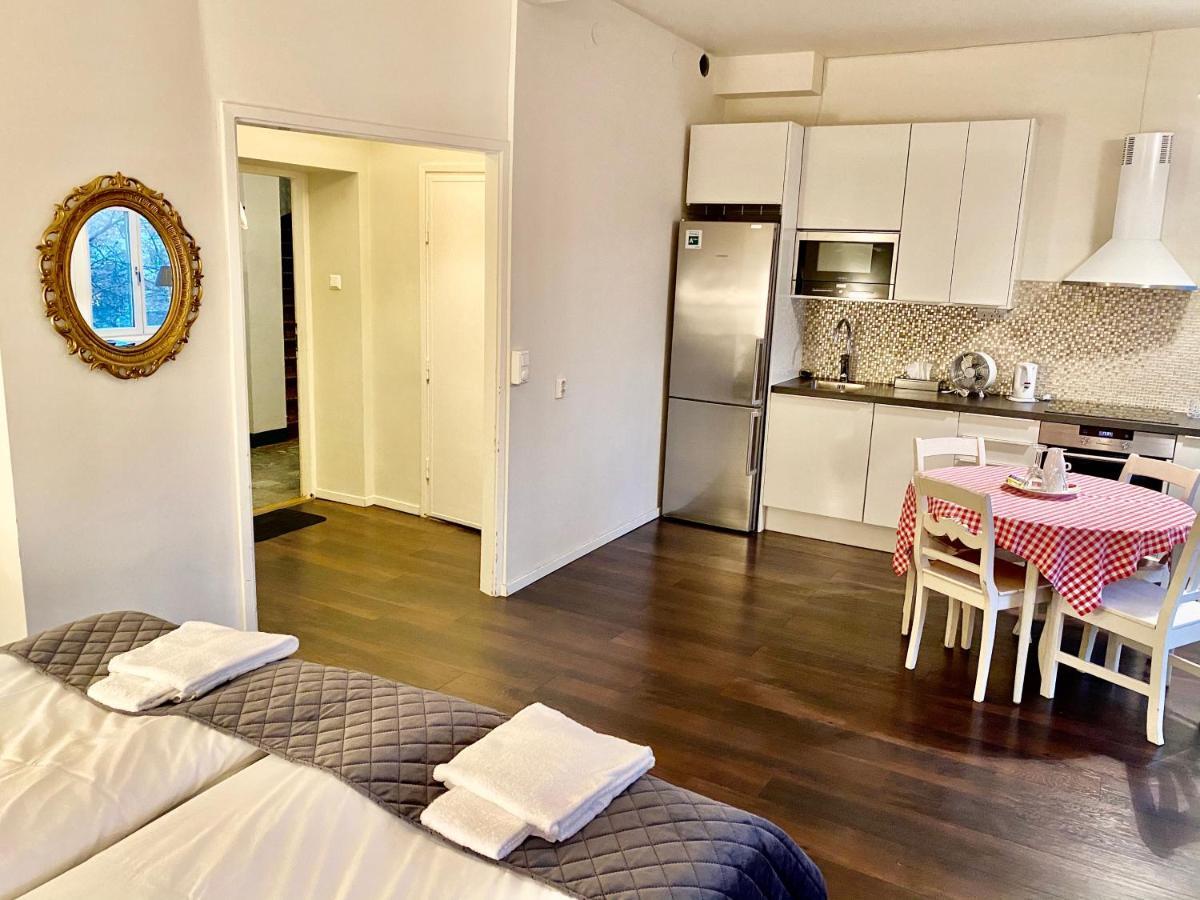 Hotell Goeta Еребру Екстер'єр фото